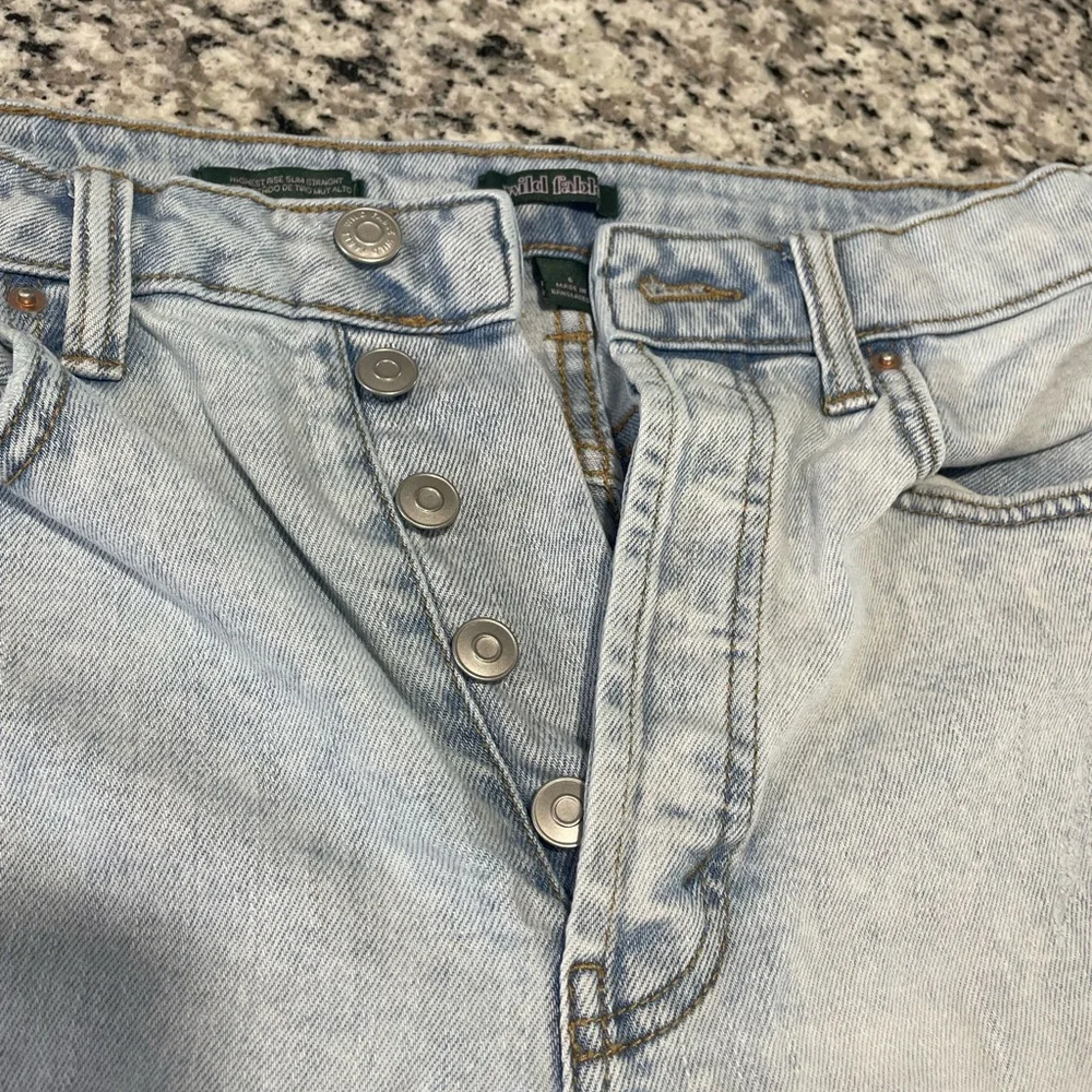 Light Wash Distressed Jeans - Picture 4 of 8